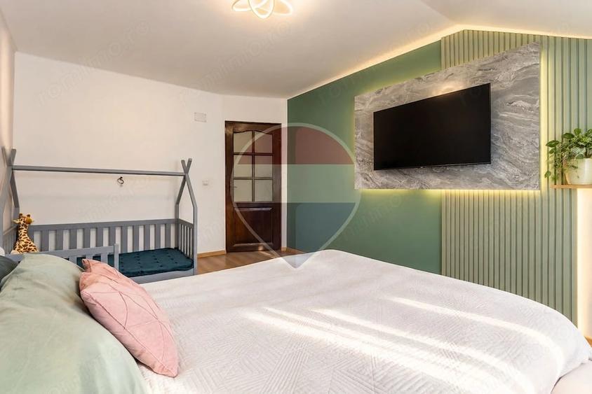 Apartament cu 4 camere decomandat în Filiași