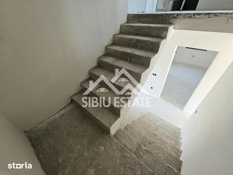 Casa noua 4 dormitoare, spatiu bun pentru familie - 20