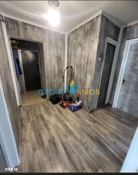 Apartament cu 3 camere decomandat în Orizont