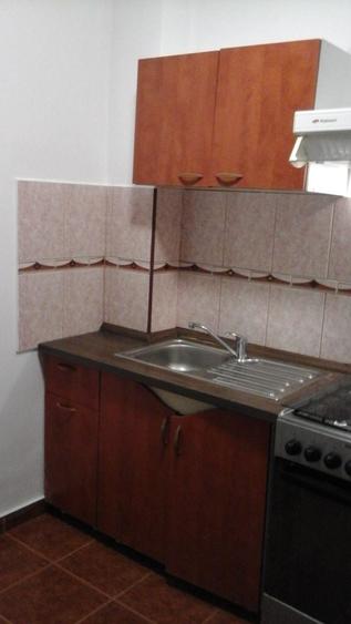 Apartament cu 3 camere decomandat în Dosu Bricii
