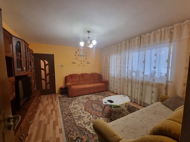 Apartament cu 2 camere semidecomandat în Nădrag
