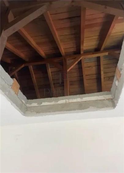 Casă individuală cu 4 camere cu Canalizare în Giroc