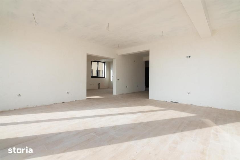 Casă cu 4 camere cu Teren 700 Mp în Oncea