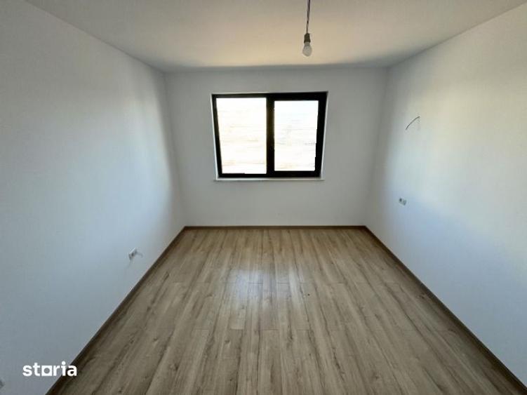 Casă cu 4 camere cu Teren 500 Mp în Valea Lupului