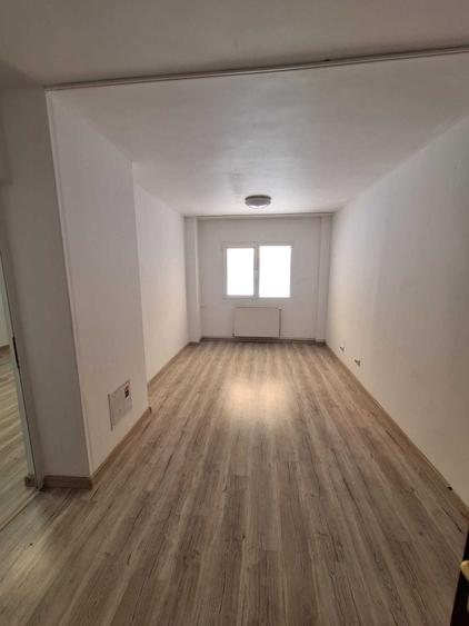 INCHIRIEZ Spatiu Comericial, parter, 50 mp, Sos. Pantelimon 215 (proprietar) - Zona Megamall - 5