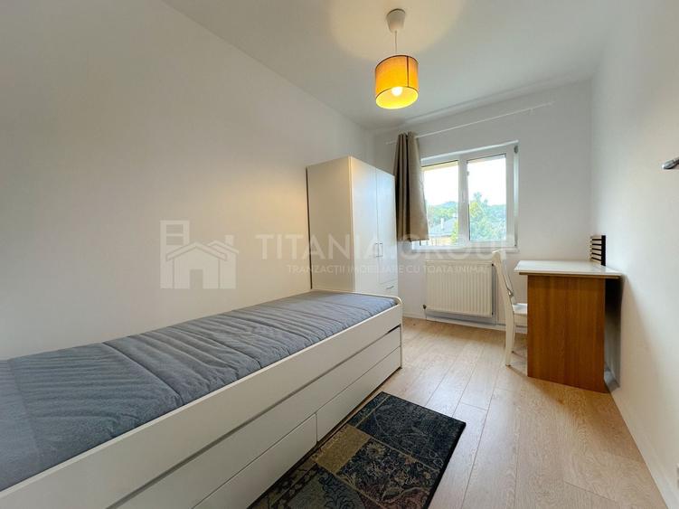 Apartament cu 3 camere decomandat, mobilat în Răcădău