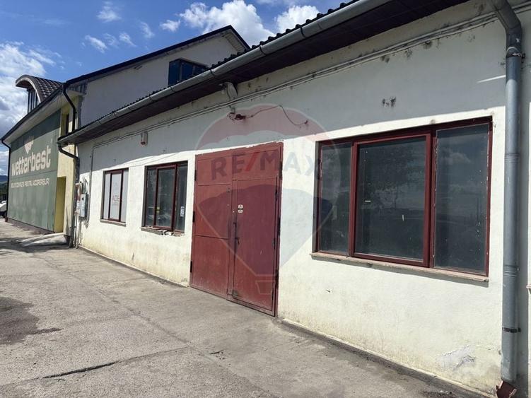 Spațiu industrial, de 210 mp, în Iris
