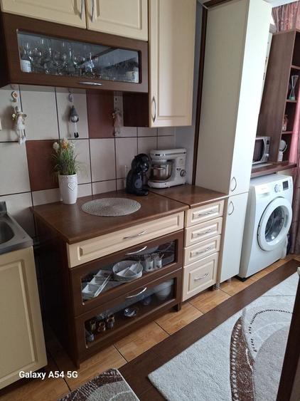 Apartament cu 2 camere decomandat în 9 Mai