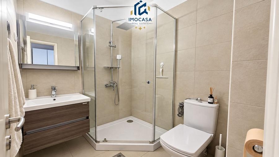 Apartament cu 4 camere decomandat, mobilat în Aurel Vlaicu