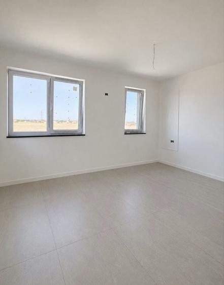 Apartament cu 3 camere în Sântandrei