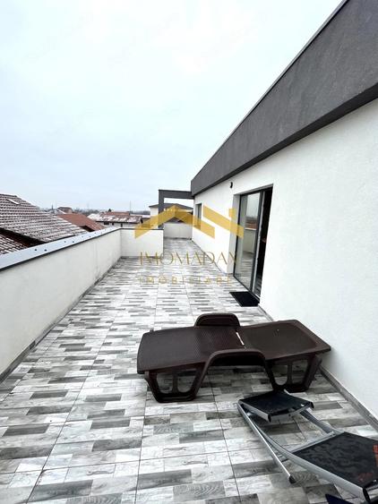 Apartament cu 3 camere decomandat în Giarmata