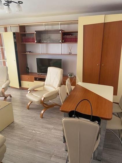 Apartament cu 4 camere decomandat, mobilat în Apahida