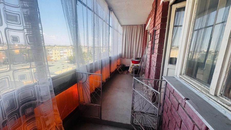 Apartament cu 3 camere decomandat în Aurel Vlaicu