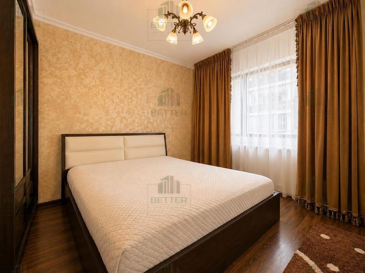 Apartament cu 3 camere decomandat în Metalurgiei