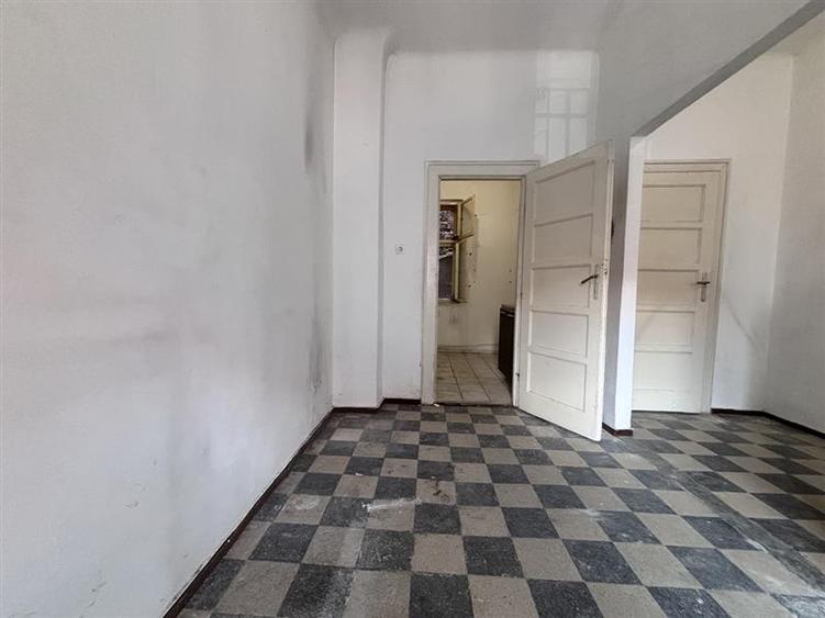 Apartament cu 2 camere nedecomandat în Ultracentral