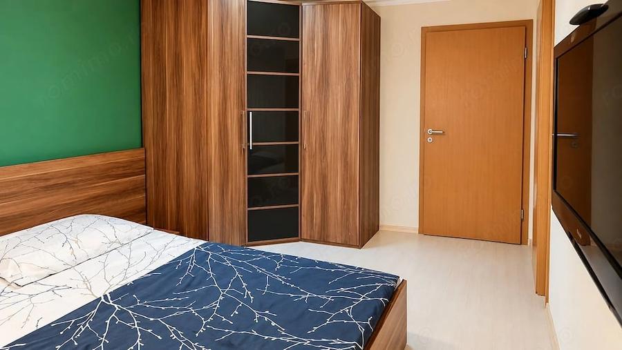Apartament cu 3 camere decomandat în Olimpia-Stadion