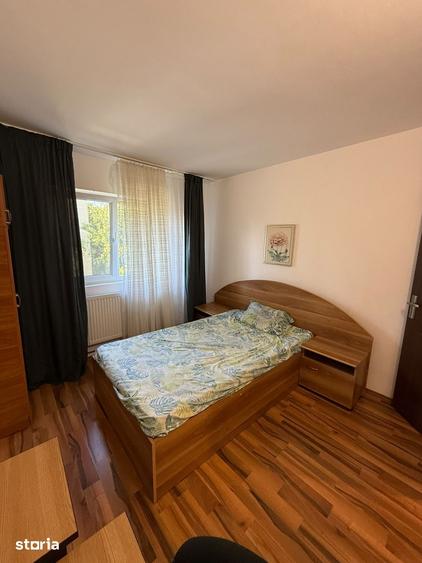 Apartament cu 3 camere semidecomandat în Brazda lui Novac