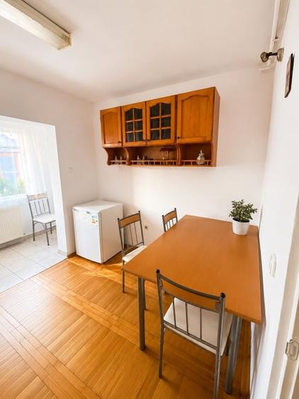 Apartament cu 2 camere decomandat, mobilat în Hotvon