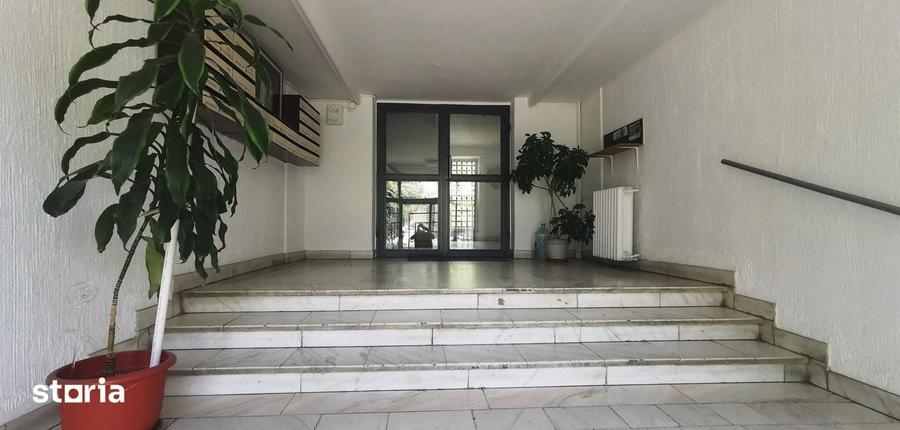 Apartament cu 2 camere în Centrul Civic