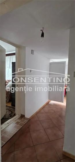 Casă cu 3 camere cu Teren 1439 Mp în Movila Banului