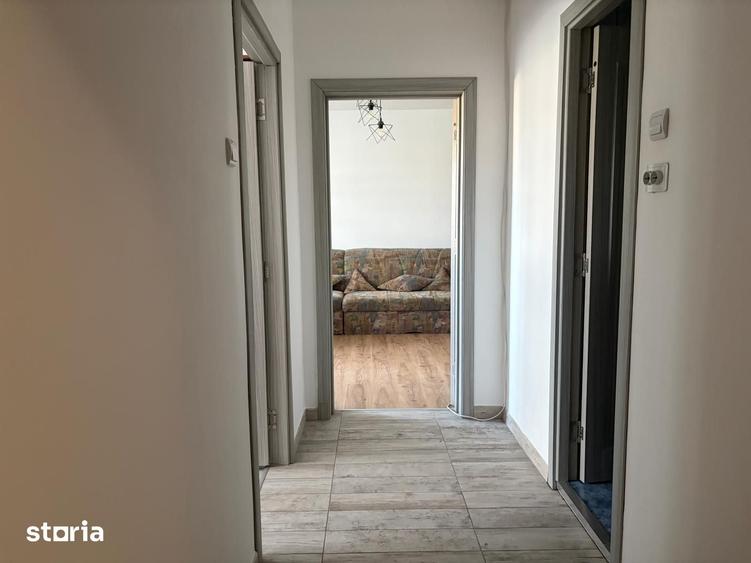 Apartament cu 2 camere decomandat în Titan