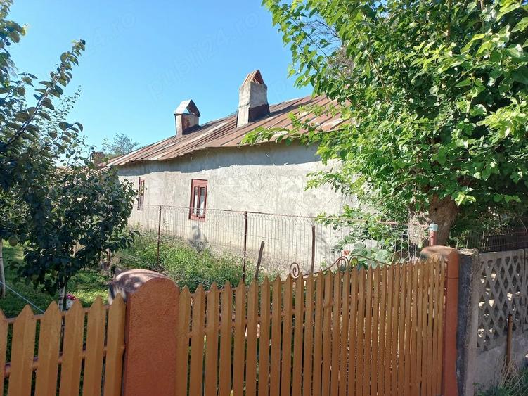 Casă cu 4 camere cu Teren 1278 Mp în Exterior Vest