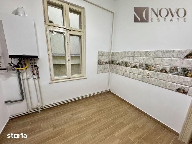 Apartament cu 4 camere decomandat în Eminescu