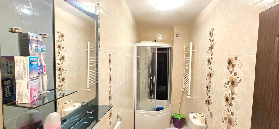 Apartament cu 2 camere semidecomandat în Cug