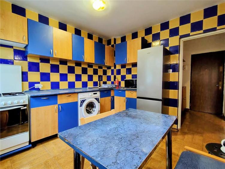 Apartament cu 2 camere semidecomandat în Titan