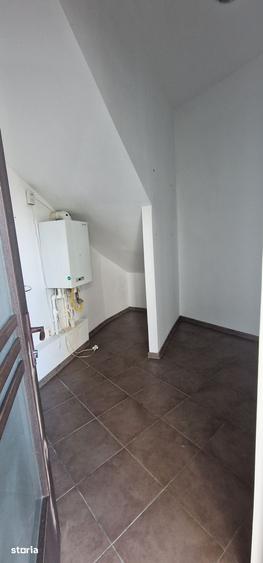 Spațiu comercial, de 240 mp, în Delfinariu
