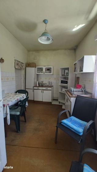 Casă cu 4 camere în Batiz