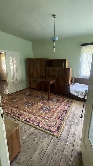 Casă cu 3 camere cu Teren 1000 Mp în Central
