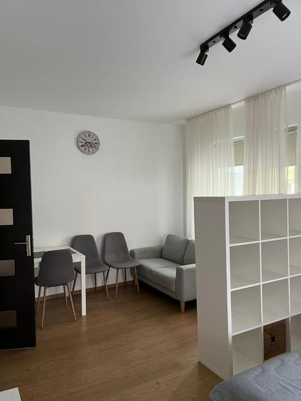 Berceni, Piata Sudului, Oltenitei, bloc reabilitat, parcare - 7