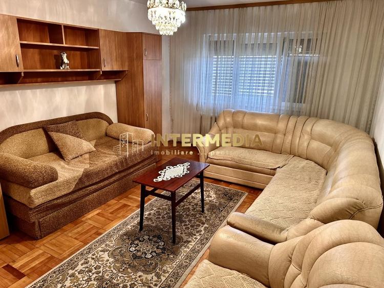 Apartament cu 2 camere decomandat, mobilat în Ampoi 3