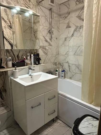 Apartament cu 2 camere decomandat, mobilat în Aiud