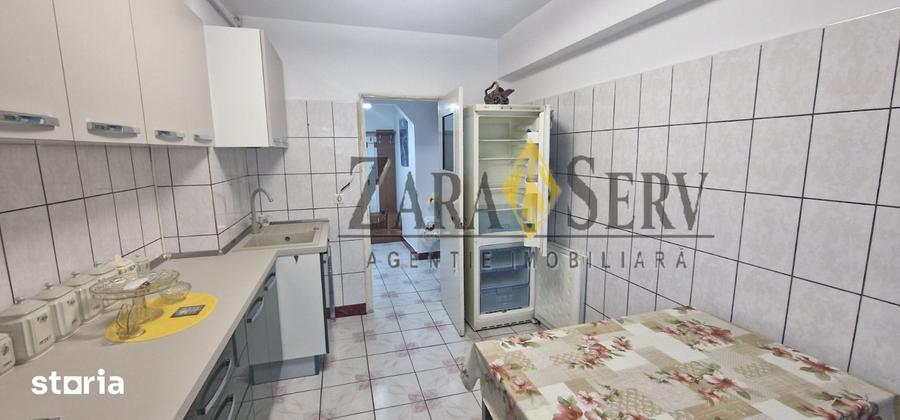 Apartament cu 3 camere decomandat în Vest