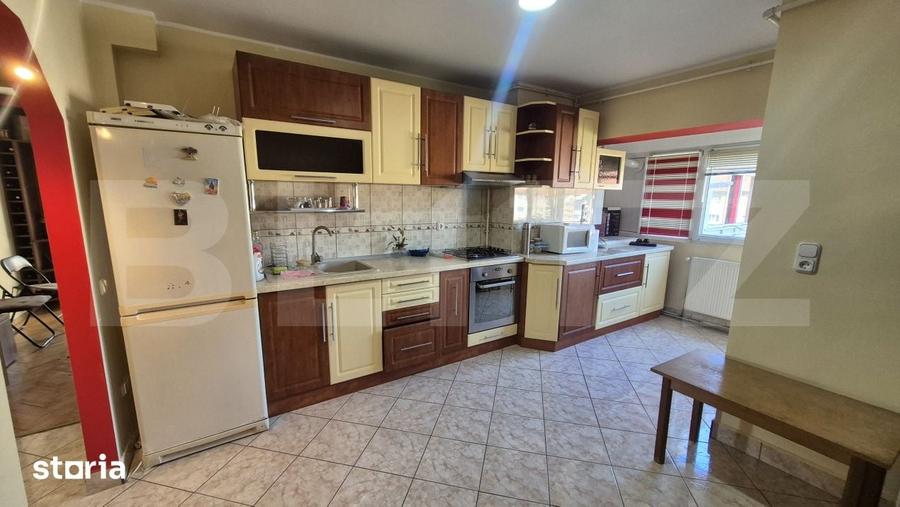 Apartament cu 3 camere în Dămăroaia