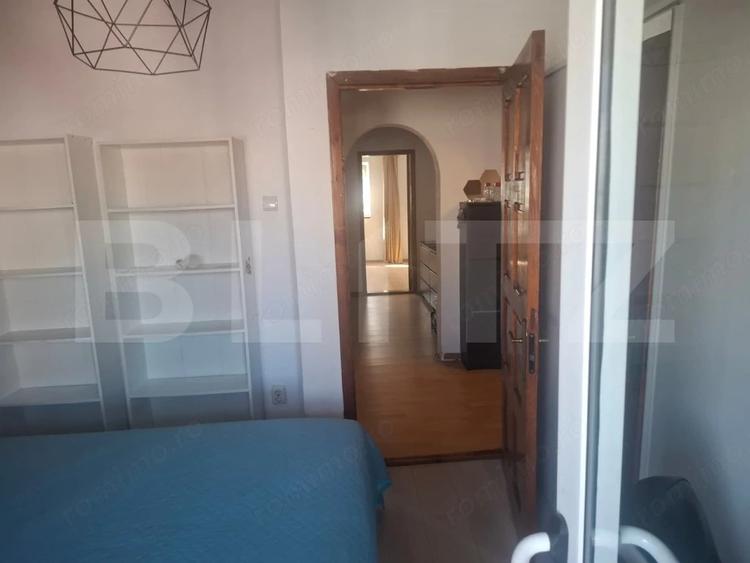 Apartament cu 3 camere decomandat, mobilat în Central