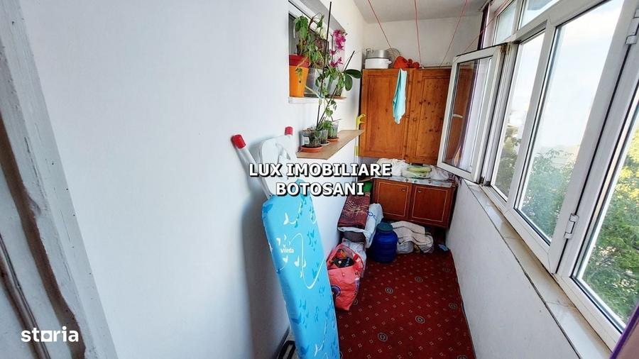 Apartament cu 4 camere în Central