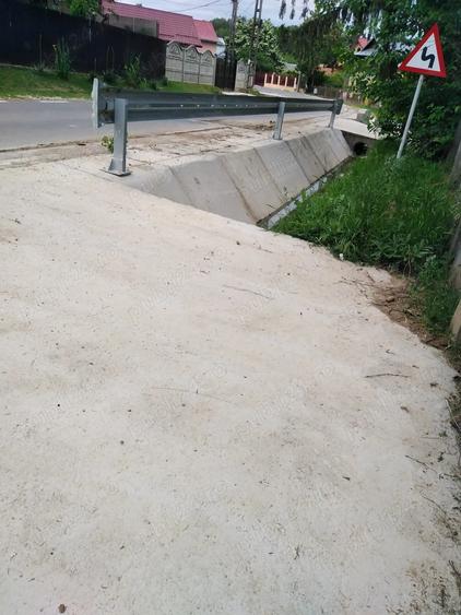 Teren de 2250 mp, în Smeura