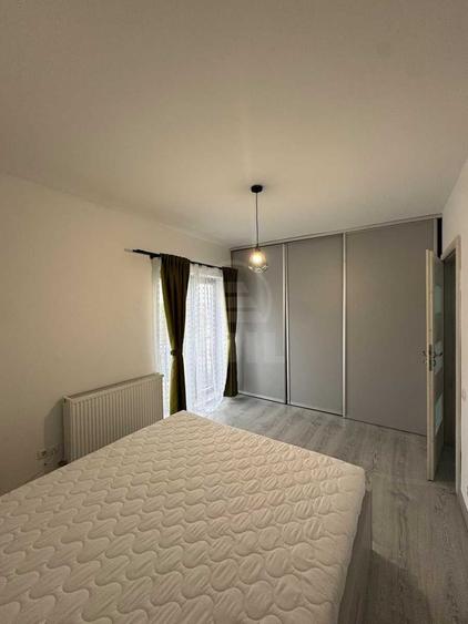 Apartament cu 2 camere semidecomandat în Borhanci