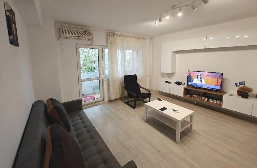 Apartament cu 2 camere semidecomandat, mobilat în Ferdinand