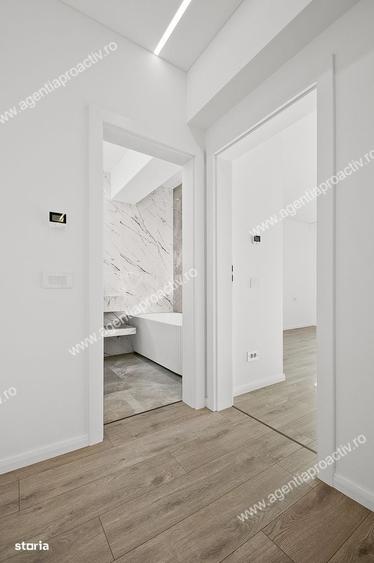 Apartament cu 3 camere decomandat în Sud