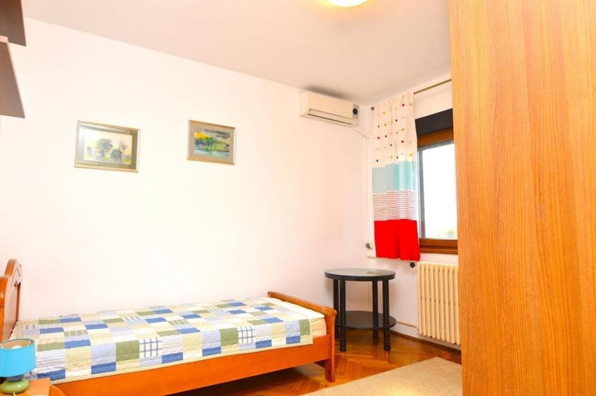 INCHIRIERE APARTAMENT 3 CAMERE UNIRII – TRAIAN - 11