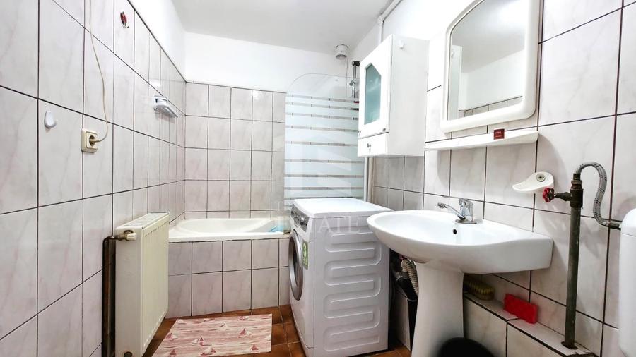 Casă individuală cu 4 camere cu Canalizare în Rahova