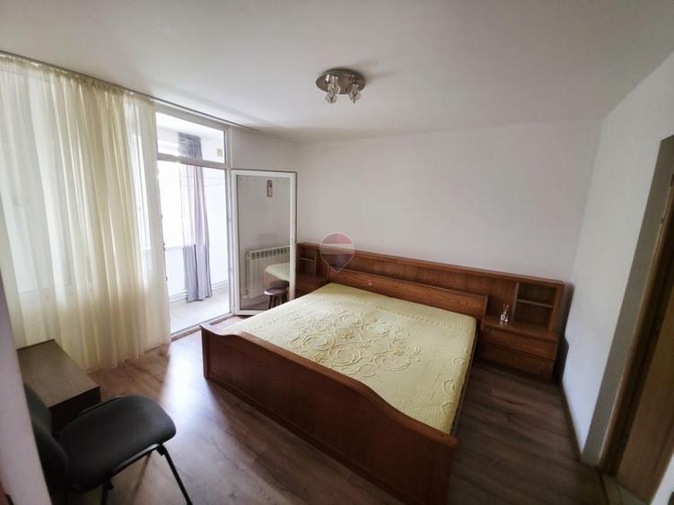 Apartament cu 2 camere decomandat, mobilat în Mărăței