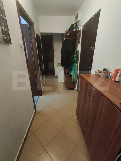 Apartament cu 3 camere semidecomandat, mobilat în Mărăști
