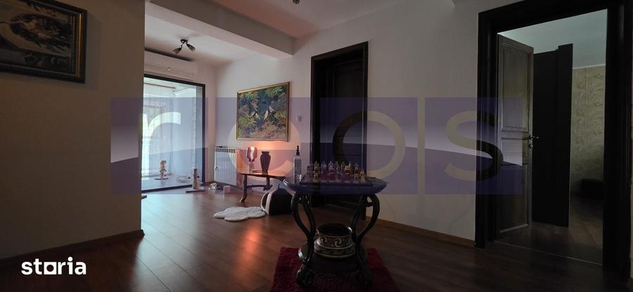 Casă cu 10 camere cu Teren 410 Mp în Pantelimon