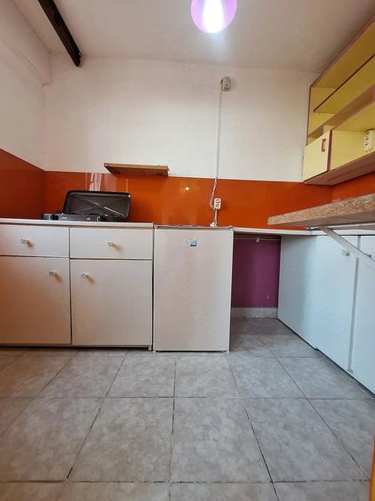 Garsonieră semidecomandată în Basarabia