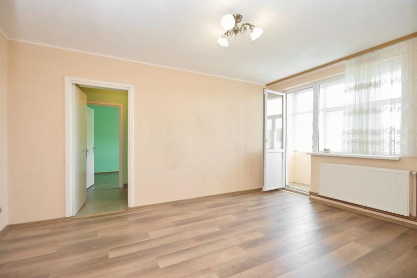 Apartament cu 2 camere semidecomandat în Teilor